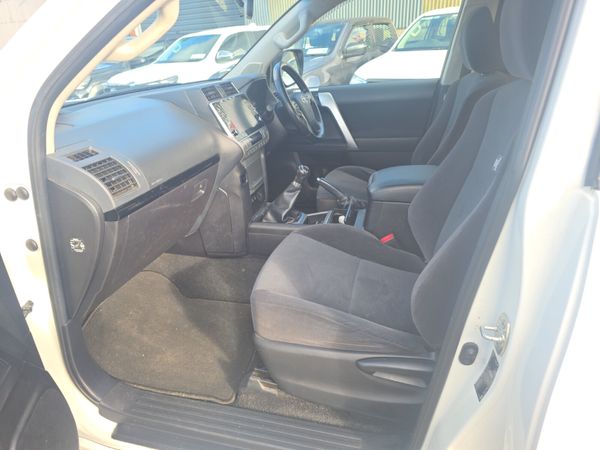 Toyota Land Cruiser GX SWB 379431241