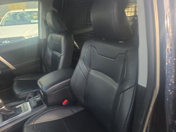 Toyota Land Cruiser GX LWB Auto 379435859