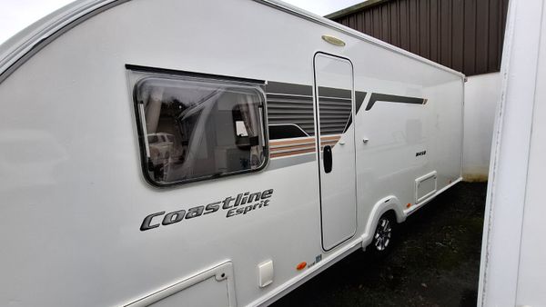 Swift Coastline Esprite Island Bed Caravan 379551700