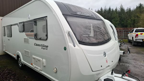 Swift Coastline Esprite Island Bed Caravan 379551704