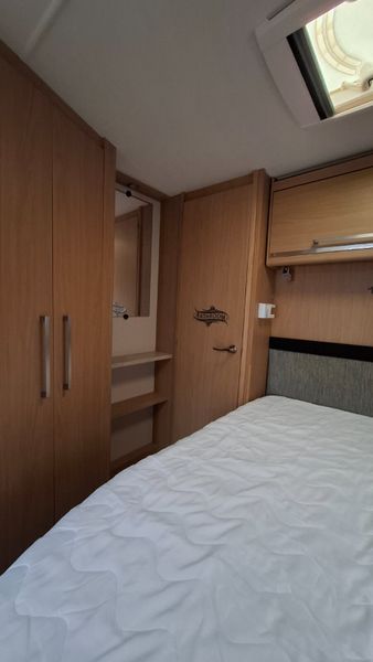 Elddis Riva Caravan Fixed Bed 379553031