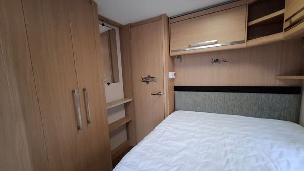 Elddis Riva Caravan Fixed Bed 379553033