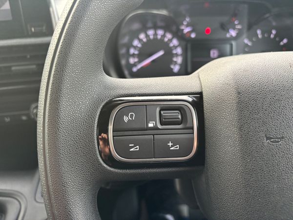 New Model Fiat DOBLO Tecnico Plus only 61000 kms 379561849