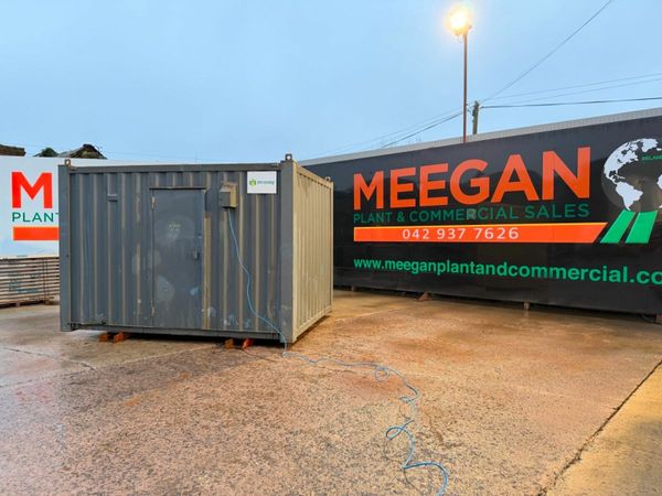 12 x 9 site office with kitchen unit 379583886