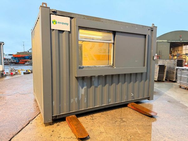 12 x 9 site office with kitchen unit 379583888