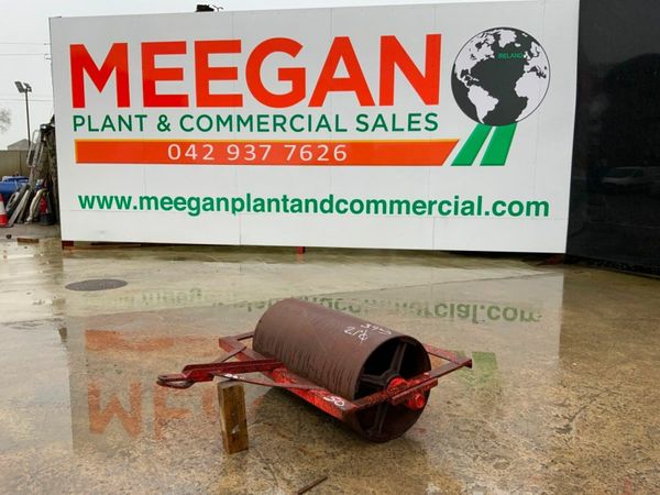 OLD STYLE CAST IRON TOW BEHIND ROLLER. 379583987