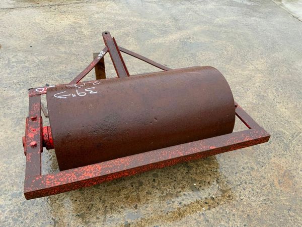 OLD STYLE CAST IRON TOW BEHIND ROLLER. 379583990