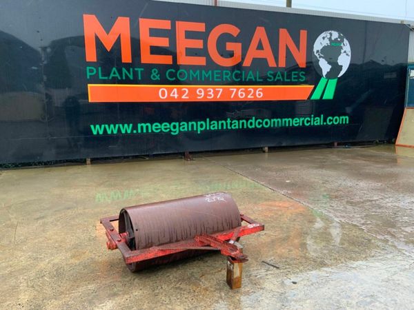 OLD STYLE CAST IRON TOW BEHIND ROLLER. 379583993