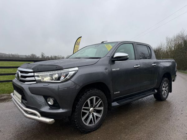 202 Toyota Hilux Invincible Low Miles***** 379664831