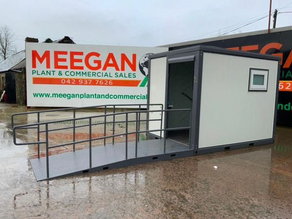 DISABLED ACCESS TOILET CONTAINER.......5138. 379684005