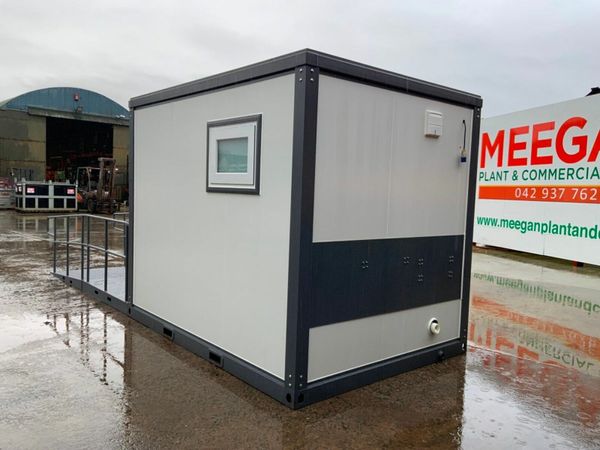 DISABLED ACCESS TOILET CONTAINER.......5138. 379684018