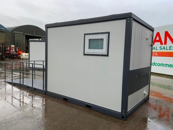 DISABLED ACCESS TOILET CONTAINER.......5138. 379684019