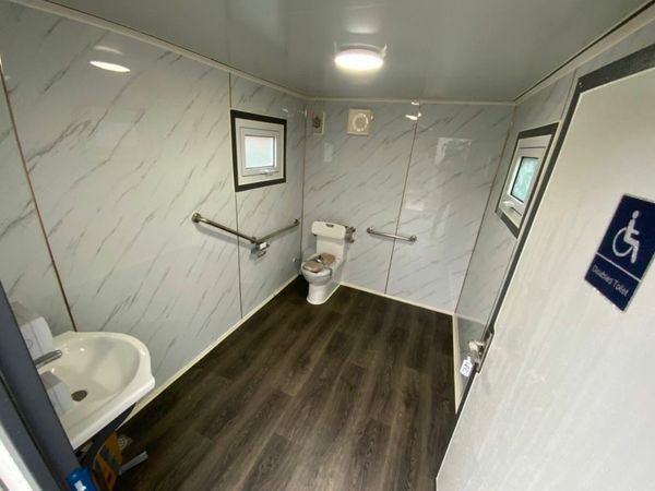 DISABLED ACCESS TOILET CONTAINER.......5138. 379684030