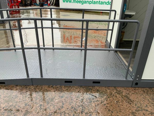 DISABLED ACCESS TOILET CONTAINER.......5138. 379684032