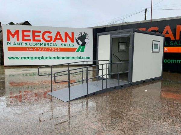 DISABLED ACCESS TOILET CONTAINER.......5138. 379684036