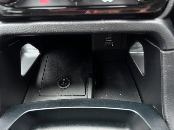 2024 Ford Ranger Wildtrak - Roller Cover Towbar 379689745