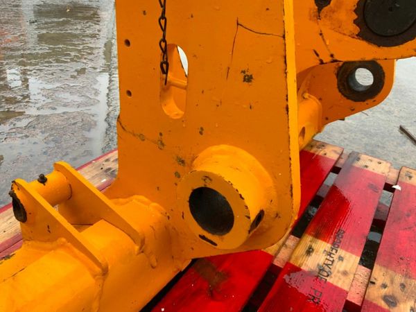 JCB TELEPORTER Q/FIT HEADSTOCK......716. 379602745