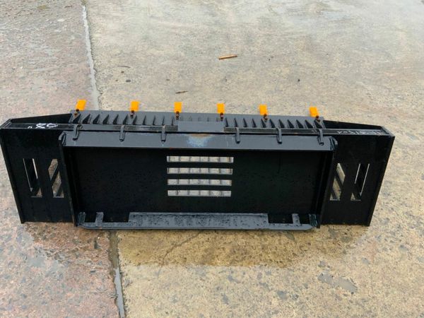 UNUSED SKID STEER STONE RAKE / BUCKET....318wa 379602796