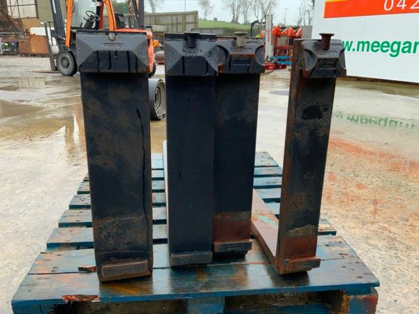 ASSORTED FORKLIFT / TELEPORTER  FORKS. 379602716