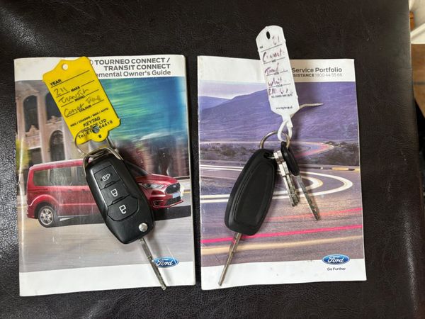 Ford Transit Connect Trend 3 seater only 58000kms 379609675