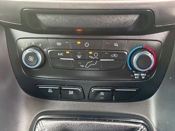 Ford Transit Connect Trend 3 seater only 58000kms 379609691