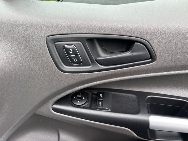 Ford Transit Connect Trend 3 seater only 58000kms 379609695