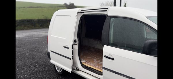 Volkswagen Caddy 2017 2.0 diesel 379616297