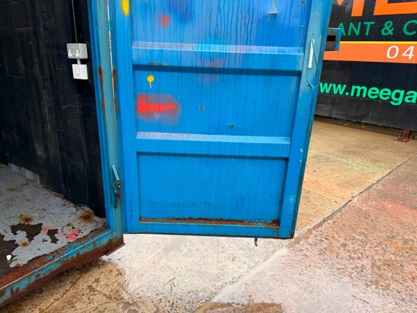 10 X 8 CONTAINER .....3660 379630719