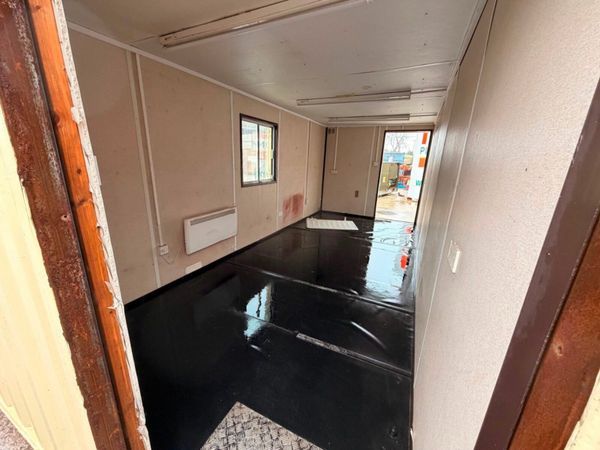 20 x 9 site office 379630952