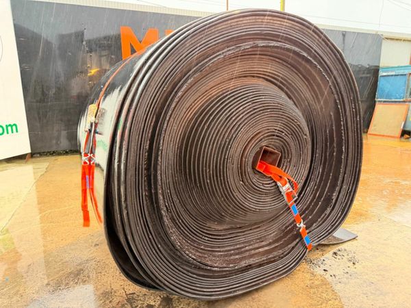 18mm rubber conveyor matting... 66 inch wide ....6 379779386