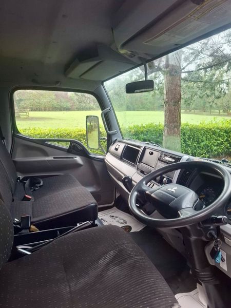 Fuso Canter Dropside Tail lift  2018 DOE 2/27 379791571