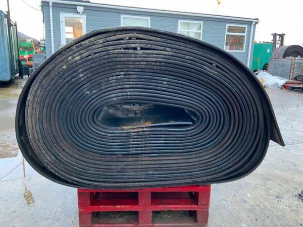 60" WIDE RUBBER MATTING / CONVEYOR.........6018. 379725173