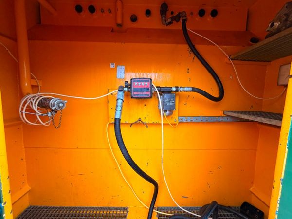 EX MURPHY , 18,000 LTR WESTERN BOWSER...1242 379725942