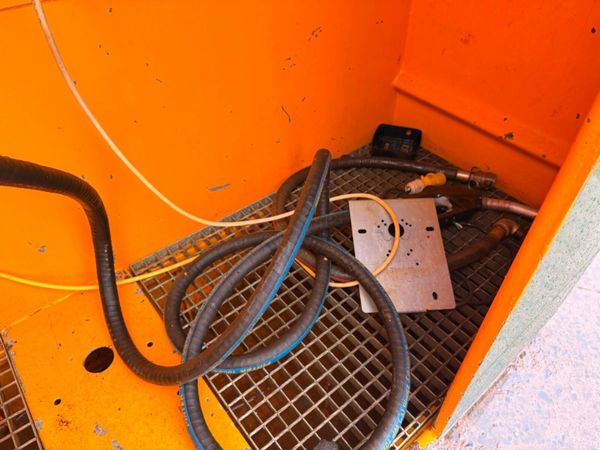 EX MURPHY , 18,000 LTR WESTERN BOWSER...1242 379725944