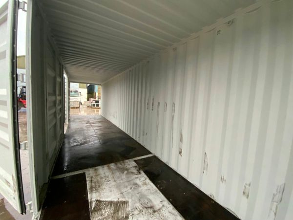 UNUSED 40ft CONTAINER...4 x SIDE DOORS...3543H. 379847962