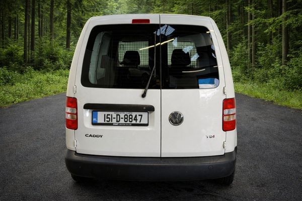 151 Volkswagen Caddy 1.6TDI -IMMACULATE- LOW KMS 379859190
