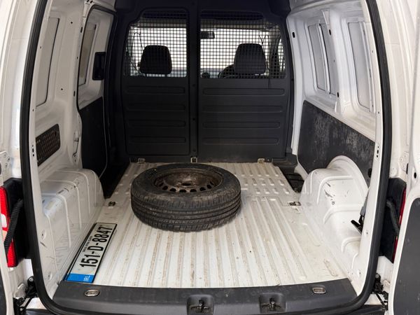 151 Volkswagen Caddy 1.6TDI -IMMACULATE- LOW KMS 379859197