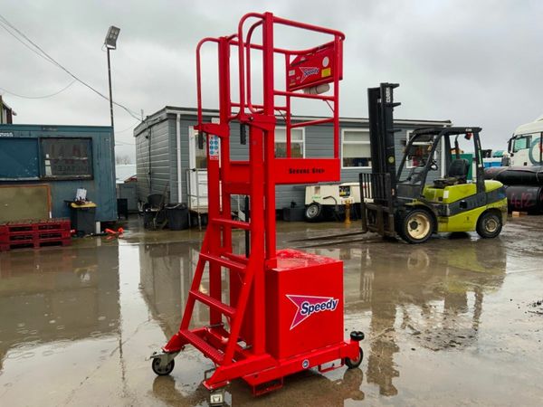 LAING SS130 ACCESS PODIUM PLATFORM.......4758v. 379868169