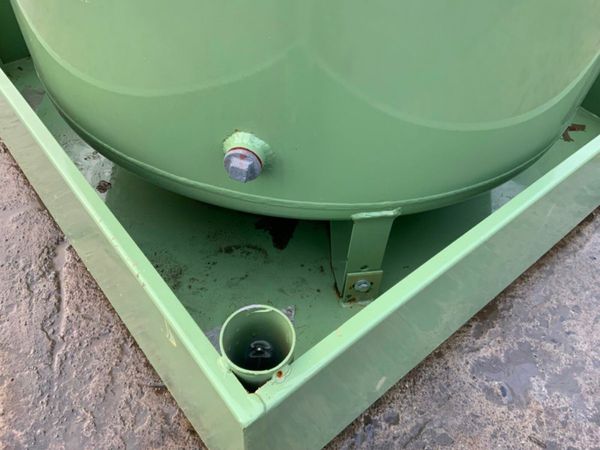 500 Ltr FUEL TANK / BOWSER CUBE.....2144h. 379870531