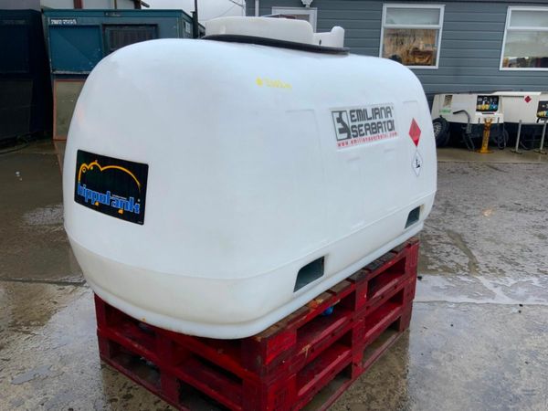 960lts FUEL STORAGE / DELIVERY BOWSER.....2102h. 379882951