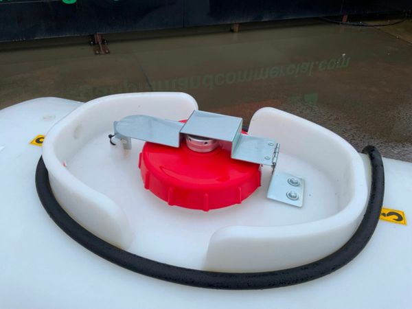 960lts FUEL STORAGE / DELIVERY BOWSER.....2102h. 379882955