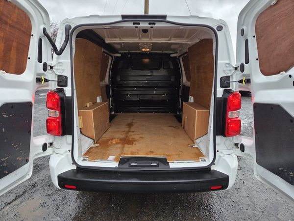 Vauxhall Vivaro Sport 379891642