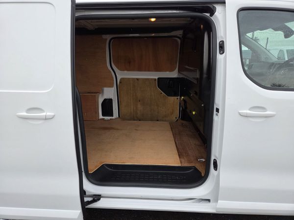 Vauxhall Vivaro Sport 379891633