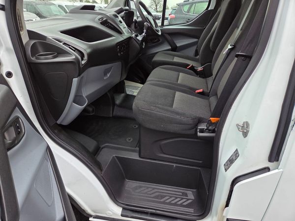 Ford Transit Custom 379893104