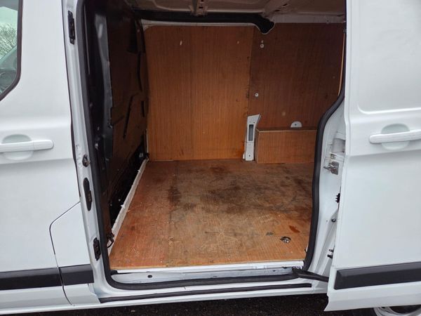 Ford Transit Custom 379893110