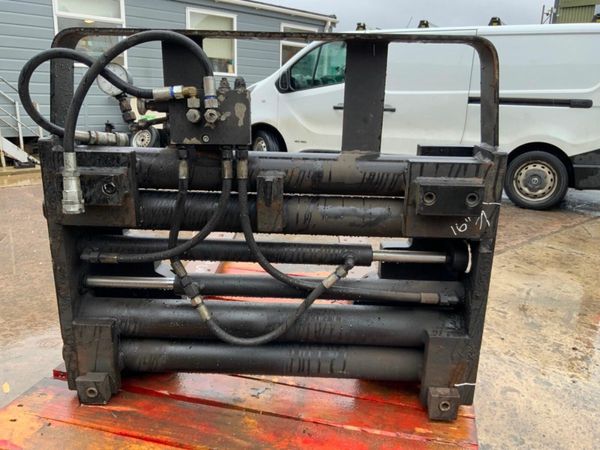 FORK POSITIONERS CLAMPING CARRIAGE....3325. 379897899