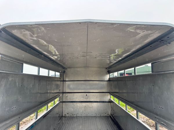 Ifor Williams 12ft Cattle Trailer 379952682