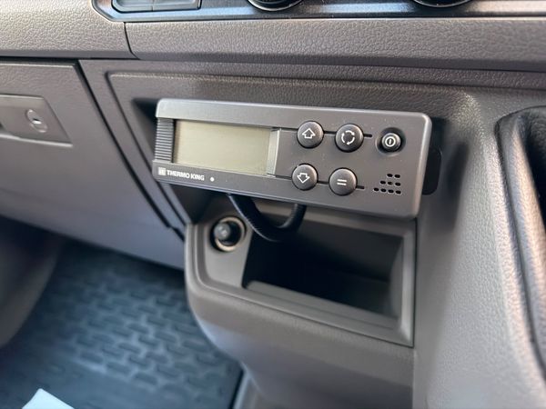 Volkswagen Crafter 2019 Fridge Van 379952809