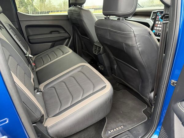 Volkswagen Amarok 2024 379953132