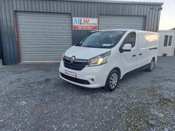 Renault Trafic 212 LWB 2.0L...Like NEW Condition 379972645